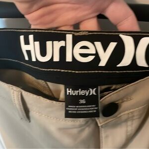 Men's Hurley Shorts NWOT
Size: Waist 36 Hurley